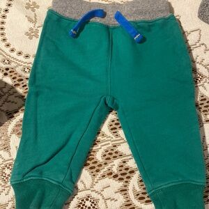 Used in great condition boys sweatpants size 6-12 months